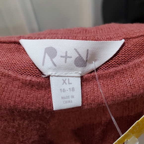 NWT Girl's "R+R" Lightweight Peach Knit Top. Sixe XL (16-18) - Picture 2 of 4